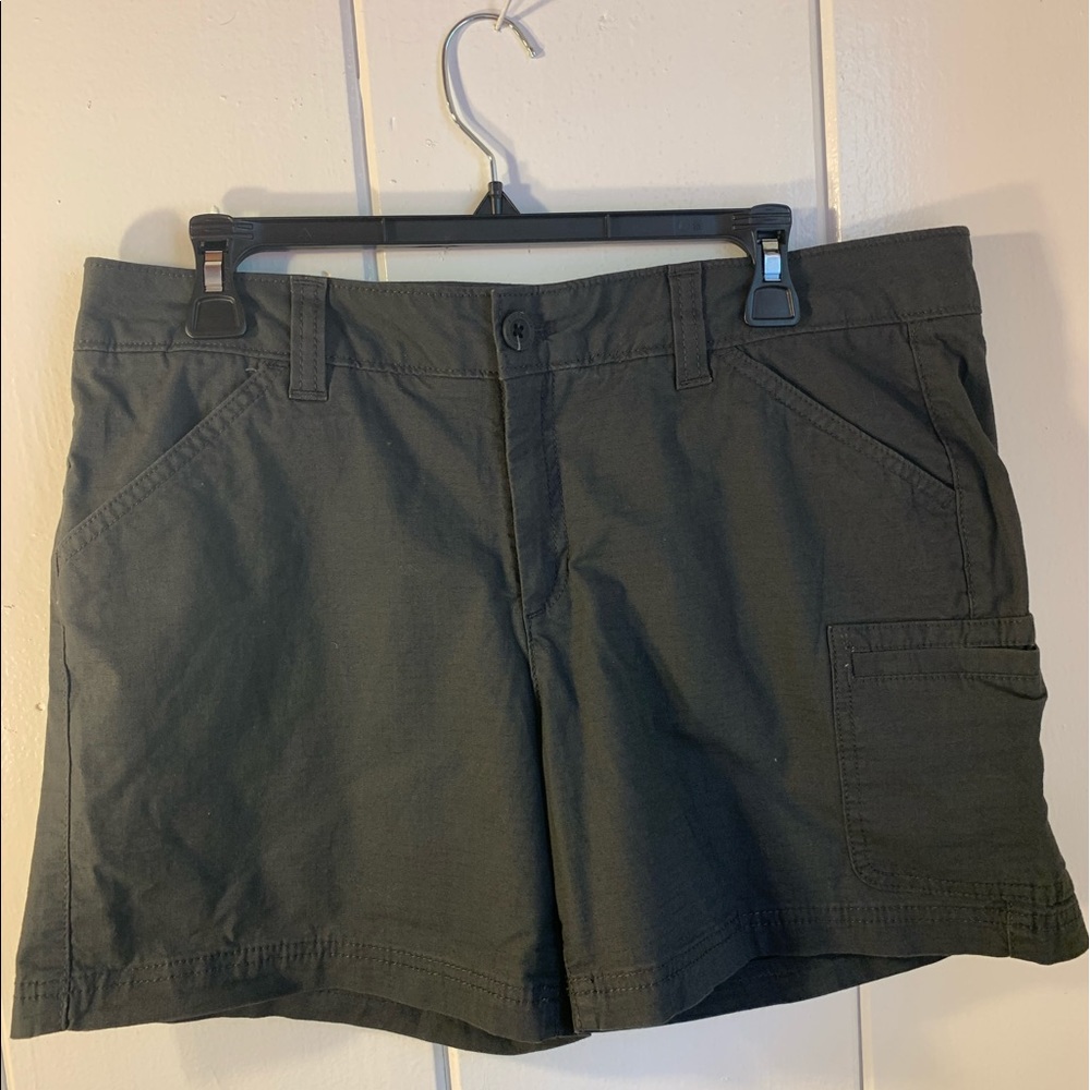 Eddie Bauer Gray Cargo Shorts Never Worn